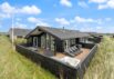 Schönes strandnahes Ferienhaus mit Außenwhirlpool & Sauna (Bild  1)