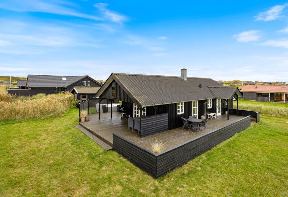 Hyggeligt feriehus med sauna og spabad