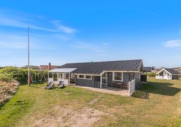 Charmantes, 6-Personen-Ferienhaus in Søndervig – strandnah!