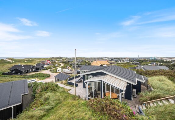 Schöne Sommerhausferien in diesem gemütlichen Häuschen mit Meeresblick