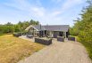 Rummeligt og lyst sommerhus med egen sauna og spabad (billede 1)