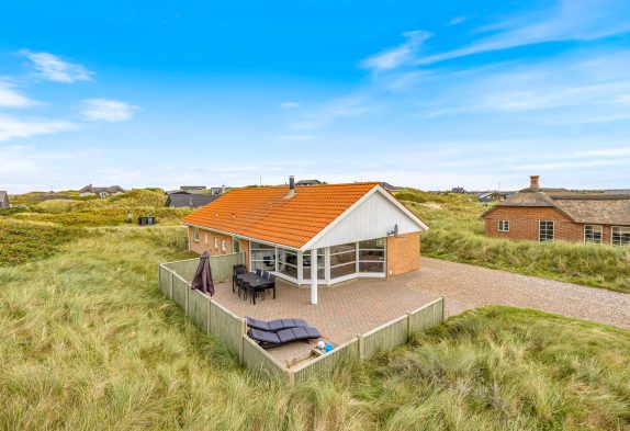 Strandnahes Ferienhaus mit Sauna und Whirlpool