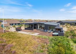 Großes Poolhaus, Aktivitätsraum, Sauna, 200 m zum Strand. Kat. nr.:  i6352, Hafavej 10;