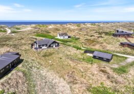 Feriehus med skøn beliggenhed og udsigt over klitterne