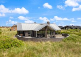 Großes Ferienhaus in guter Lage mit Whirlpool und Sauna