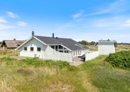 Klassisches Ferienhaus mit Whirlpool in Søndervig. Kat. nr.:  i6430, Jakob Bondes Vej 16;