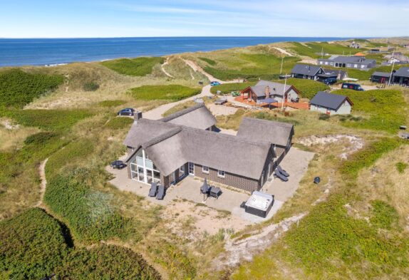 Strandnahes Ferienhaus mit Sauna, 50 m zum Strand, 2 Hunde