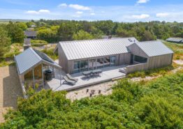 Fantastisches Ferienhaus mit Pool und Außenwhirlpool. Kat. nr.:  i6465, Hvidbjergvej 15;