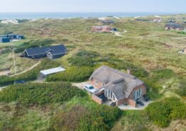 Hyggeligt sommerhus tæt på Vesterhavet