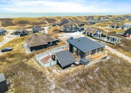 Ferienhaus in Strandnähe und nah am Zentrum Søndervigs. Kat. nr.:  i6561, Lodbergsvej 231