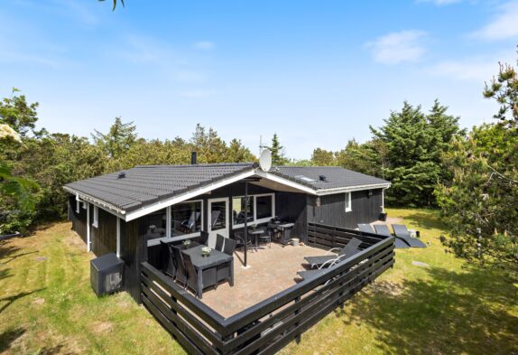 Schönes Ferienhaus mit geschlossener Terrasse
