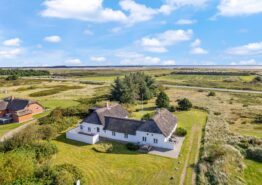 Idyllisches Ferienhaus mit zwei Wohneinheiten für 8 Personen. Kat. nr.:  i6595, Frans Julius Vej 10;