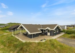 Hübsches Ferienhaus nah am Meer und Søndervig