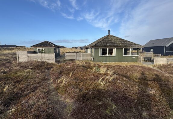 Gemütliches Ferienhaus mit Charme, 300 zum Strand, 1 Hund