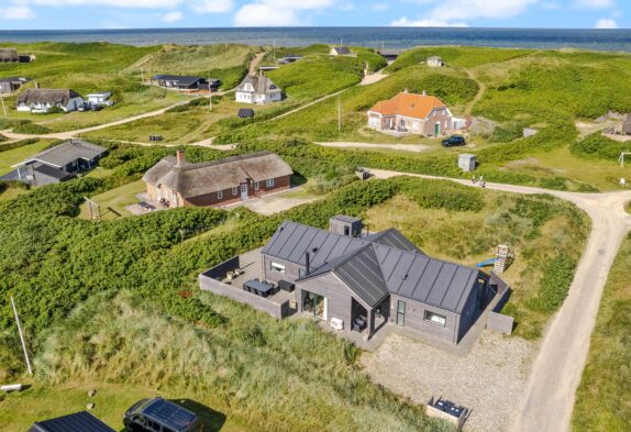 Strandnahes Luxusferienhaus mit Badetonne und Sauna