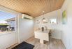 Sommerhus med en skøn lukket terrasse tæt på Søndervig (billede 13)