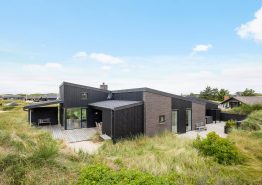 Ferienhaus mit Whirlpool und Sauna, Strandnah