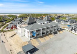 Skøn og moderne ferielejlighed med sauna midt i Søndervig. Kat. nr.:  i6716, Badevej 18T;