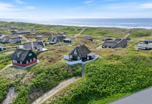 Gemütliches Ferienhaus mit Panoramablick, 200 m zum Strand