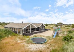 Geräumiges Poolhaus, 18 Personen und 2 Hunde in Søndervig. Kat. nr.:  i6757, Frans Julius Vej 29;