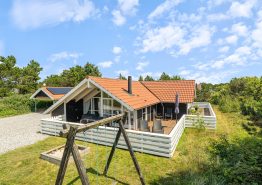 Schönes Ferienhaus mit toller, großer Terrasse