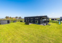 Moderne og velindrettet feriehus tæt på Søndervig