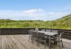 Velholdt sommerhus med skøn terrasse tæt på klitter (billede 36)