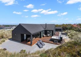 Geschmackvolles Ferienhaus mit Sauna und Außenwhirlpool