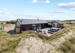 Schönes Ferienhaus mit Wellnessbereich, in Strandnähe