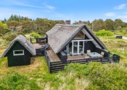 Gemütliches Ferienhaus mit Holzofen in Søndervig. Kat. nr.:  ii1104, Hjelmevej 51;