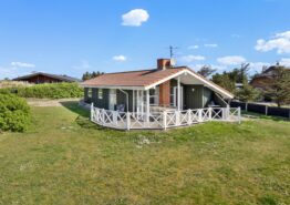Idyllisches Ferienhaus mit Kamin in Søndervig – 500 m Strand