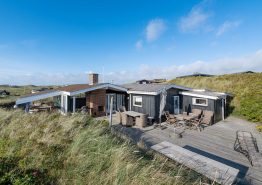 Gemütliches, strandnahes Ferienhaus mit Panoramablick