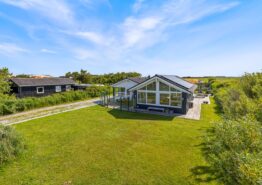 Dejligt feriehus med spa – 600 meter fra stranden